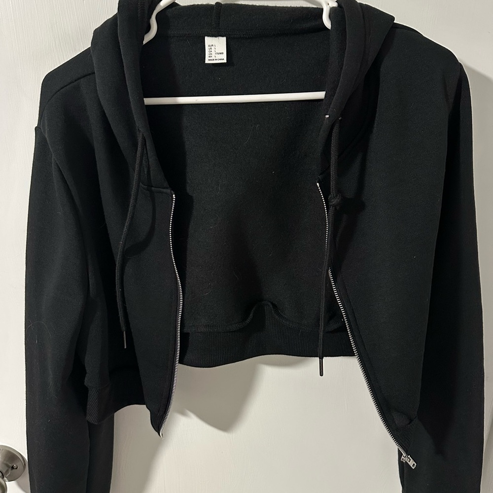 Black Cropped Hoodie Jacket